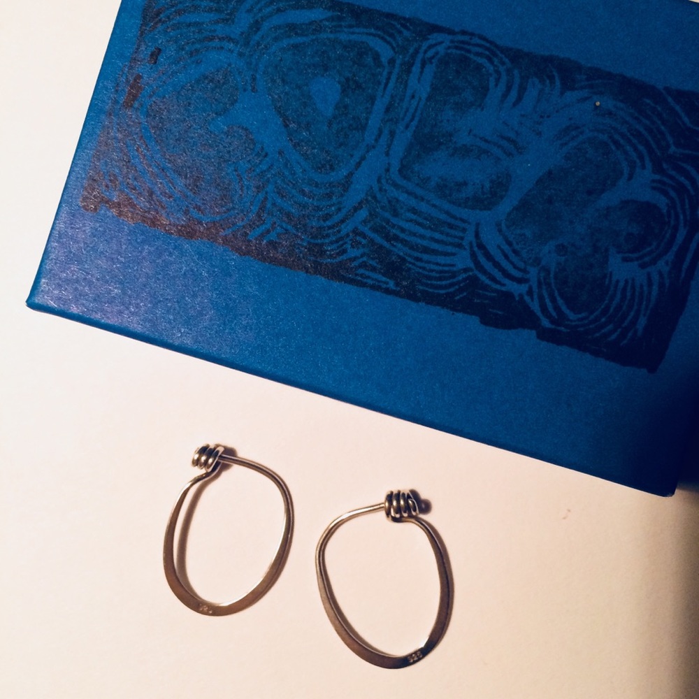 NWOT Sterling Silver Tiger Mountain Earrings